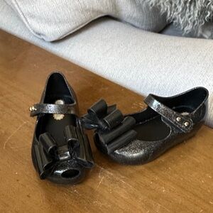 Mini Melissa ultra Kids Black Mary Jane Bow Flats size 6
